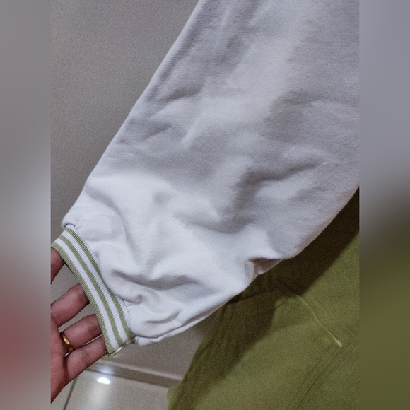 Stylish dress - Picture 2 of 4